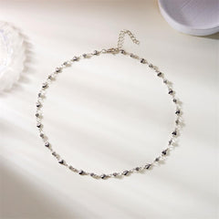 1PC Silver Heart Necklace, Sparkling Crystal Pendant Chain, Elegant Rhinestone Jewelry, Dainty Cubic Zirconia Necklaces for Women, Shimmering Evening Accessory (Silver)