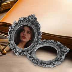 Luxshiny 4pcs Vintage Mini Picture Frames Elegant Resin Craft for Home Wall Decor for Displaying Photos and Small Treasures Portable and Stylish Decoration