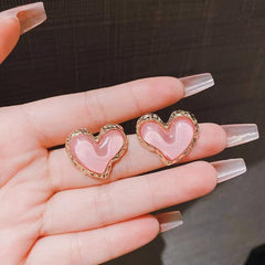 1 Pair Pink Heart Stud Earrings, Fashionable Gold Tone Earring for Women, Delicate Jewelry for Special Occasions, Chic Accessory for Daily Wear(Pink&Gold)