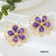 1Pair Purple Irregular Floral Cut-Out Stud Earrings, Lightweight Hollow Flower Posts, Trendy Colorful Jewelry for Women, Everyday Statement Earring (Purple)