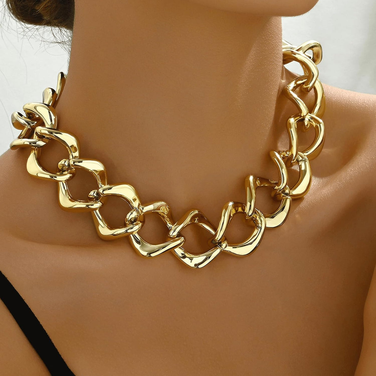 Punk Style Chunky Gold Chain Necklace Statement Dainty Choker Jewelry for Women