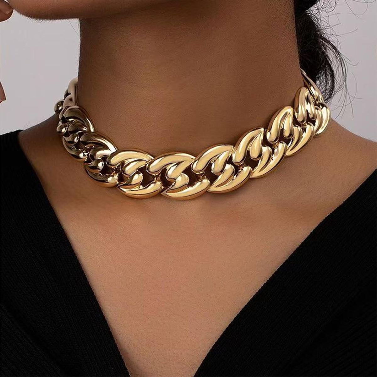 Statement Chunky Gold Chain Necklace with Layered Dainty Choker