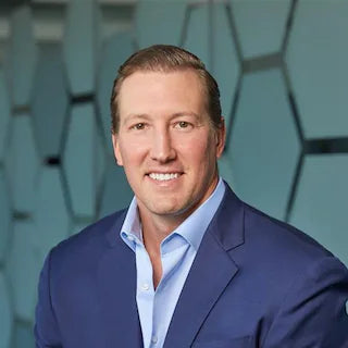 Alexander Thomas Headshot